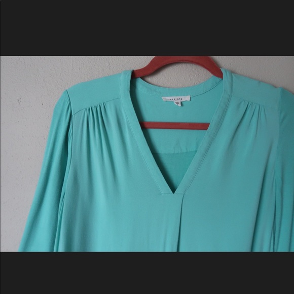 ANTHROPOLOGIE ‘pleione’ teal tunic - Picture 7 of 8